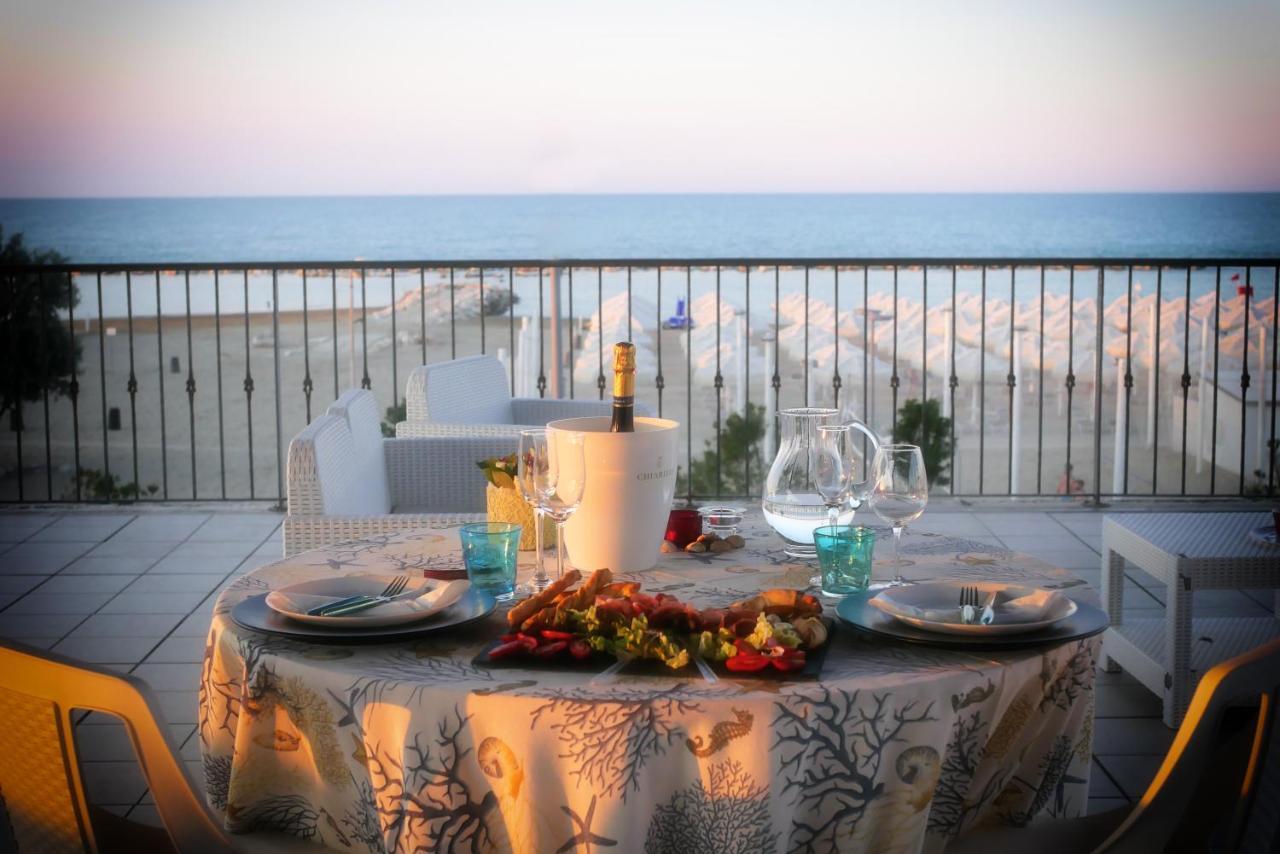 Il Sorriso Di Angelina Bed and Breakfast Pescara Eksteriør billede